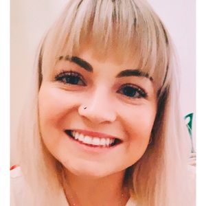 Meet your Posher, Kendra